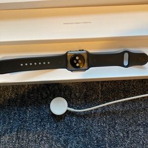 Apple Watch Series 3 38 mm Aluminum SpaceGray